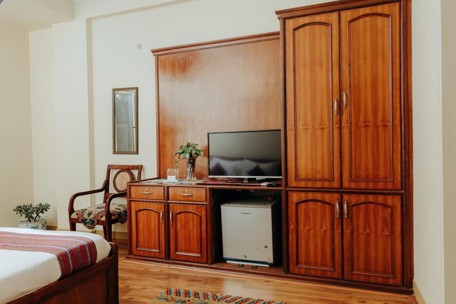 קטמנדו Tise Hotel מראה חיצוני תמונה